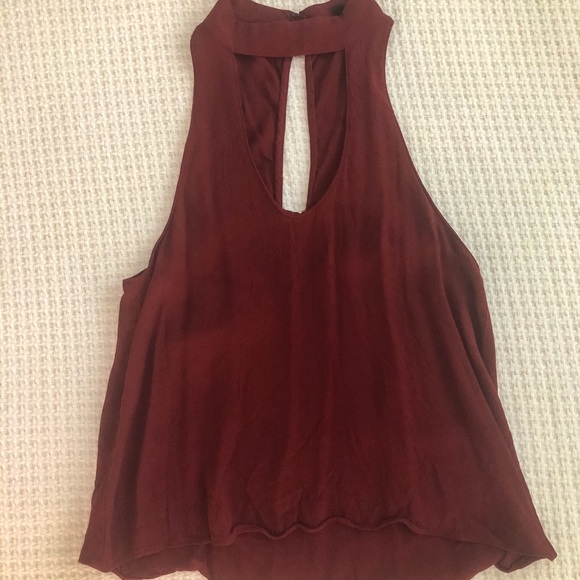 High Neck Cut-Out Tank - Great For Gameday! - Picture 2 of 4